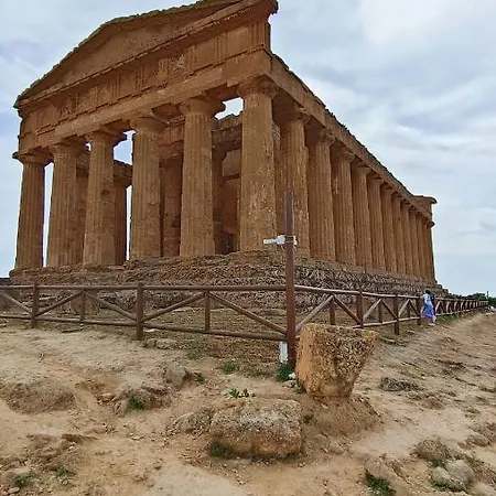 Guest house La Terrazza Di Athena Sweet